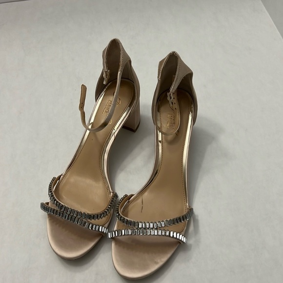 Jewel Badgley Mischka heels size 9 1/2 - Picture 1 of 5